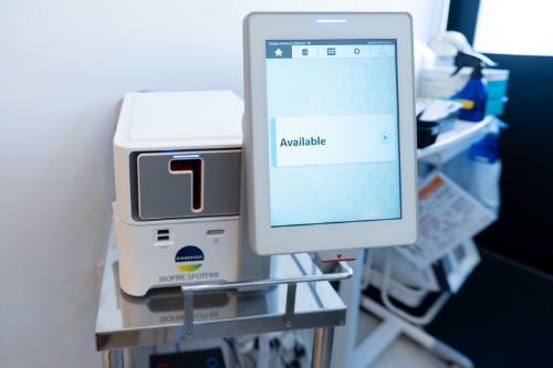 PCR検査機器（スポットファイア）